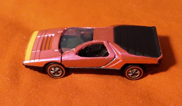 HOT PINK HOT WHEELS ALFA CARABO