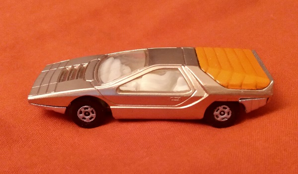 CUSTOM PAINTED GOLD MATCHBOX ALFA CARABO