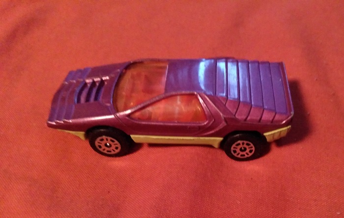 CORGI JR PURPLE BERTONE CARABO