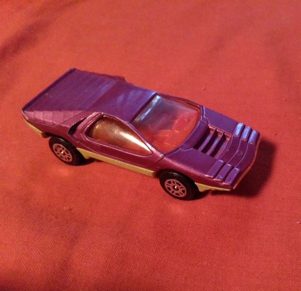 CORGI JR PURPLE BERTONE CARABO