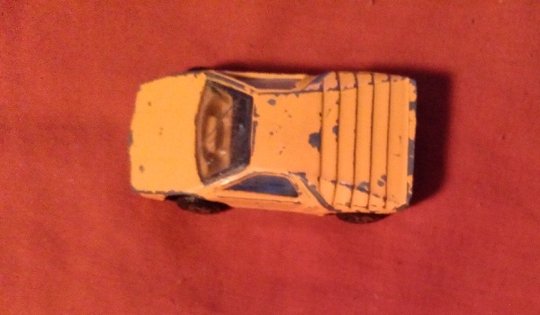 PENNY (POLITOYS) CARABO IN DARK YELLOW