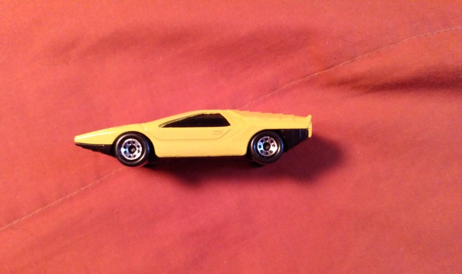 YELLOW MATCHBOX ALFA CARABO
