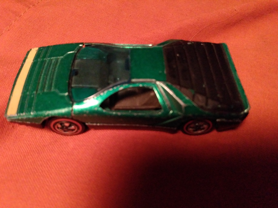 GREEN HOT WHEELS CARABO