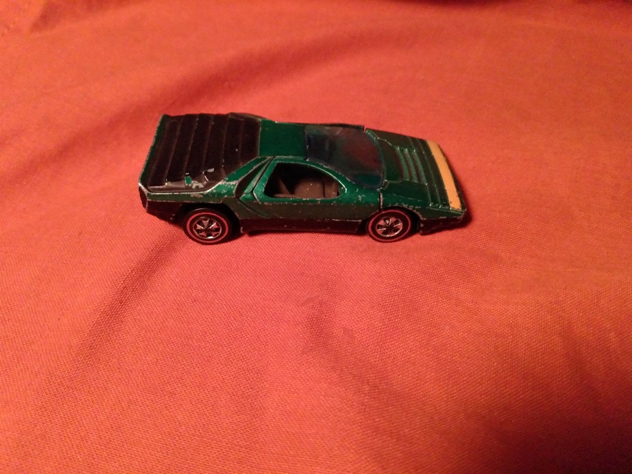 GREEN HOT WHEELS CARABO
