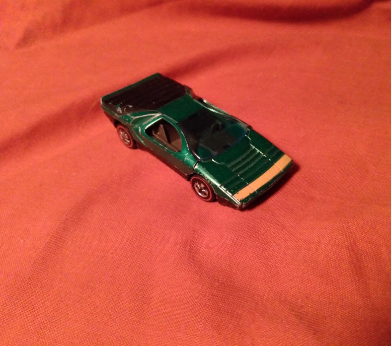 GREEN HOT WHEELS CARABO