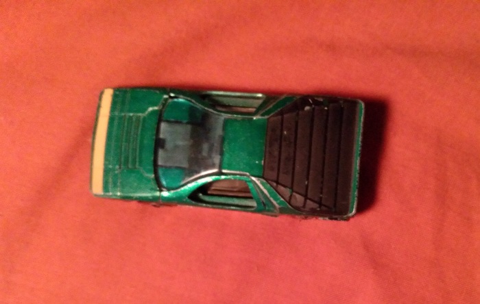 GREEN HOT WHEELS CARABO