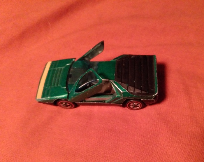 GREEN HOT WHEELS CARABO