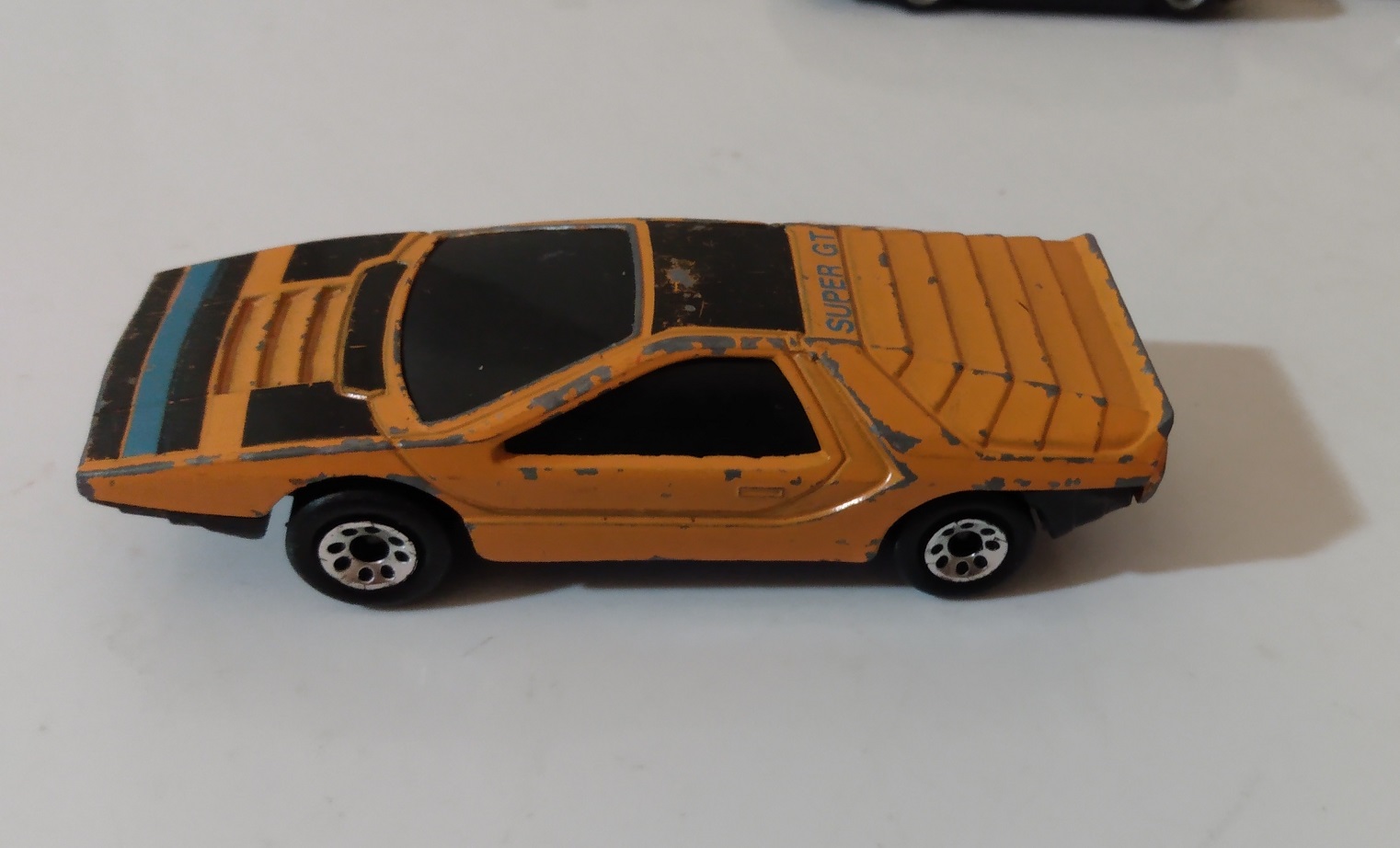 ORANGE WITH BLACK PAINT MATCHBOX ALFA CARABO
