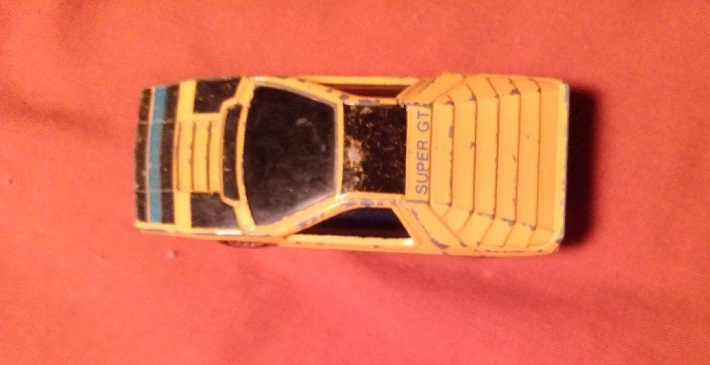 ORANGE WITH BLACK PAINT MATCHBOX ALFA CARABO