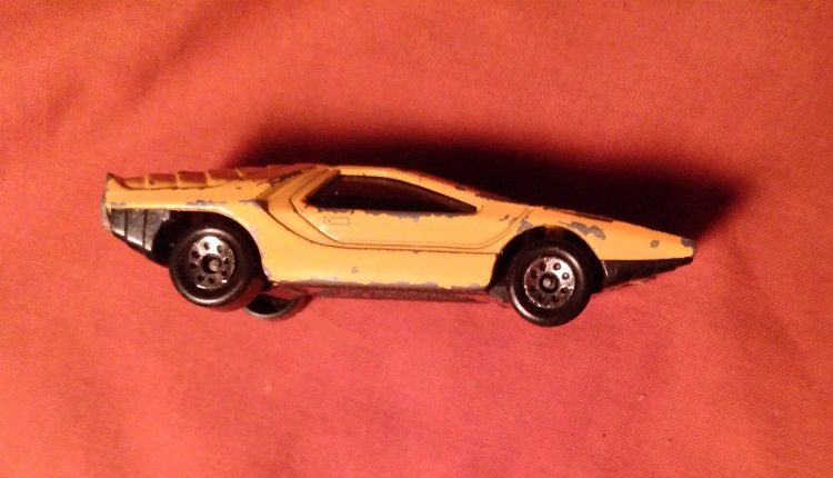 ORANGE WITH BLACK PAINT MATCHBOX ALFA CARABO