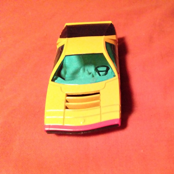 YELLOW DINKY TOYS CARABO BERTONE