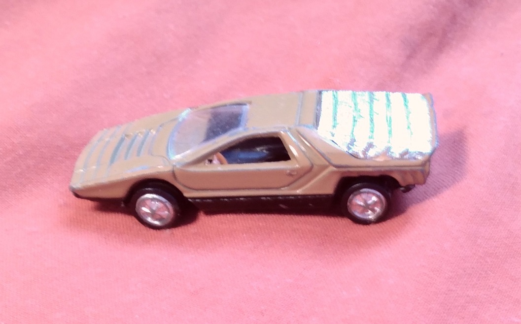 LIGHT BROWN OR TAN PLAYART CARABO BERTONE