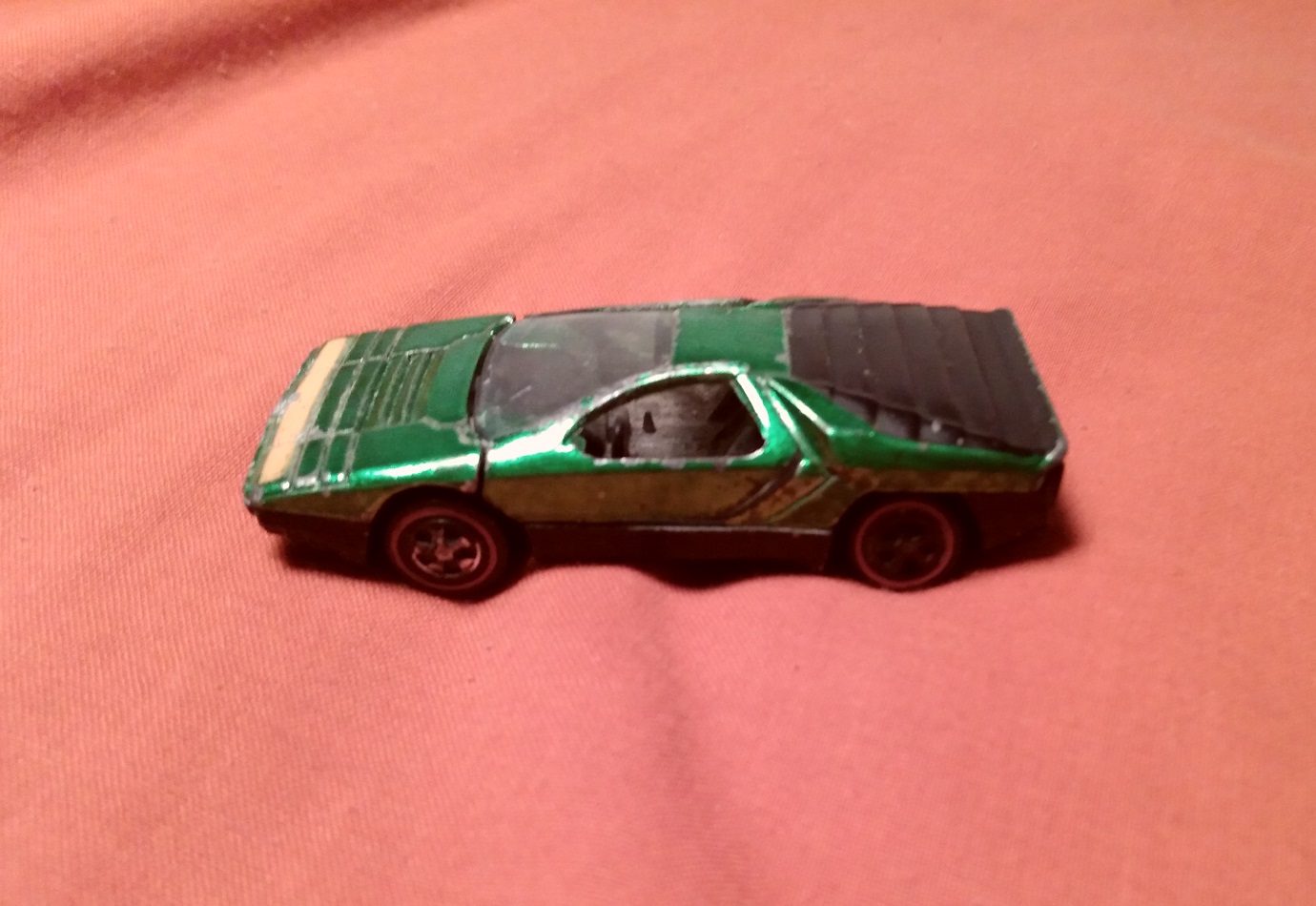 BRIGHT GREEN HOT WHEELS ALFA CARABO