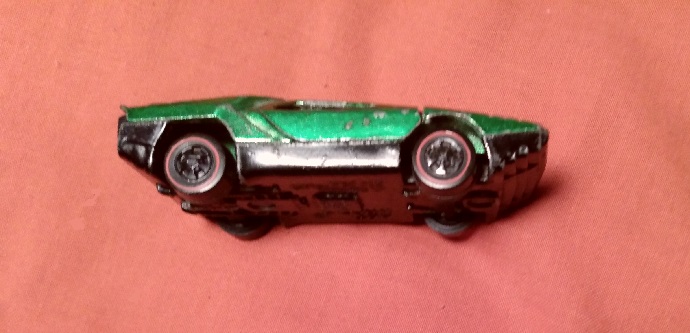 BRIGHT GREEN HOT WHEELS ALFA CARABO