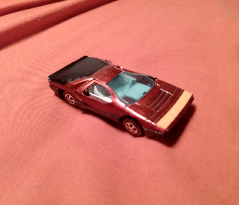 ORANGISH RED HOT WHEELS CARABO