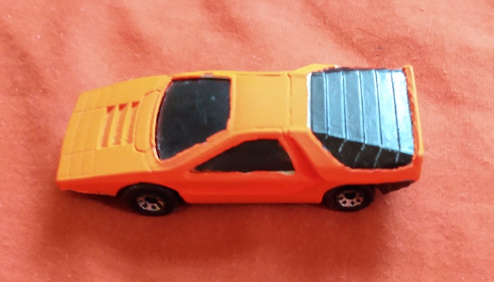 RED CUSTOM PAINTED MATCHBOX ALFA CARABO