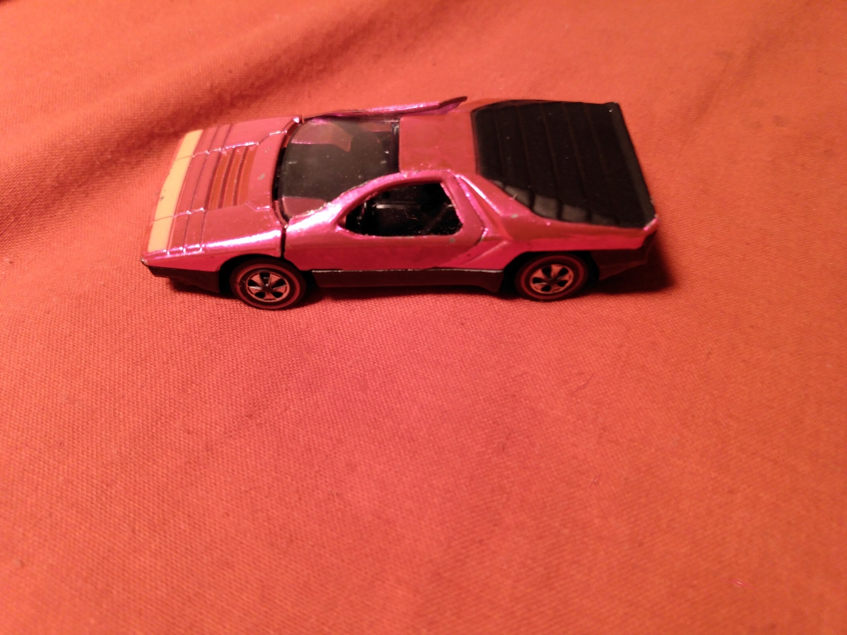 HOT PINK HOT WHEELS ALFA CARABO