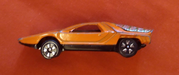 ORANGE PLAYART CARABO BERTONE WITH MISSING WINDSHIELD
