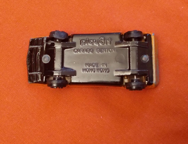 ORANGE PLAYART CARABO BERTONE WITH MISSING WINDSHIELD