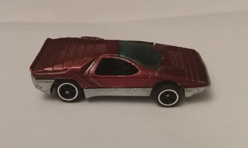 CUSTOM APPLE RED HOT WHEELS CARABO