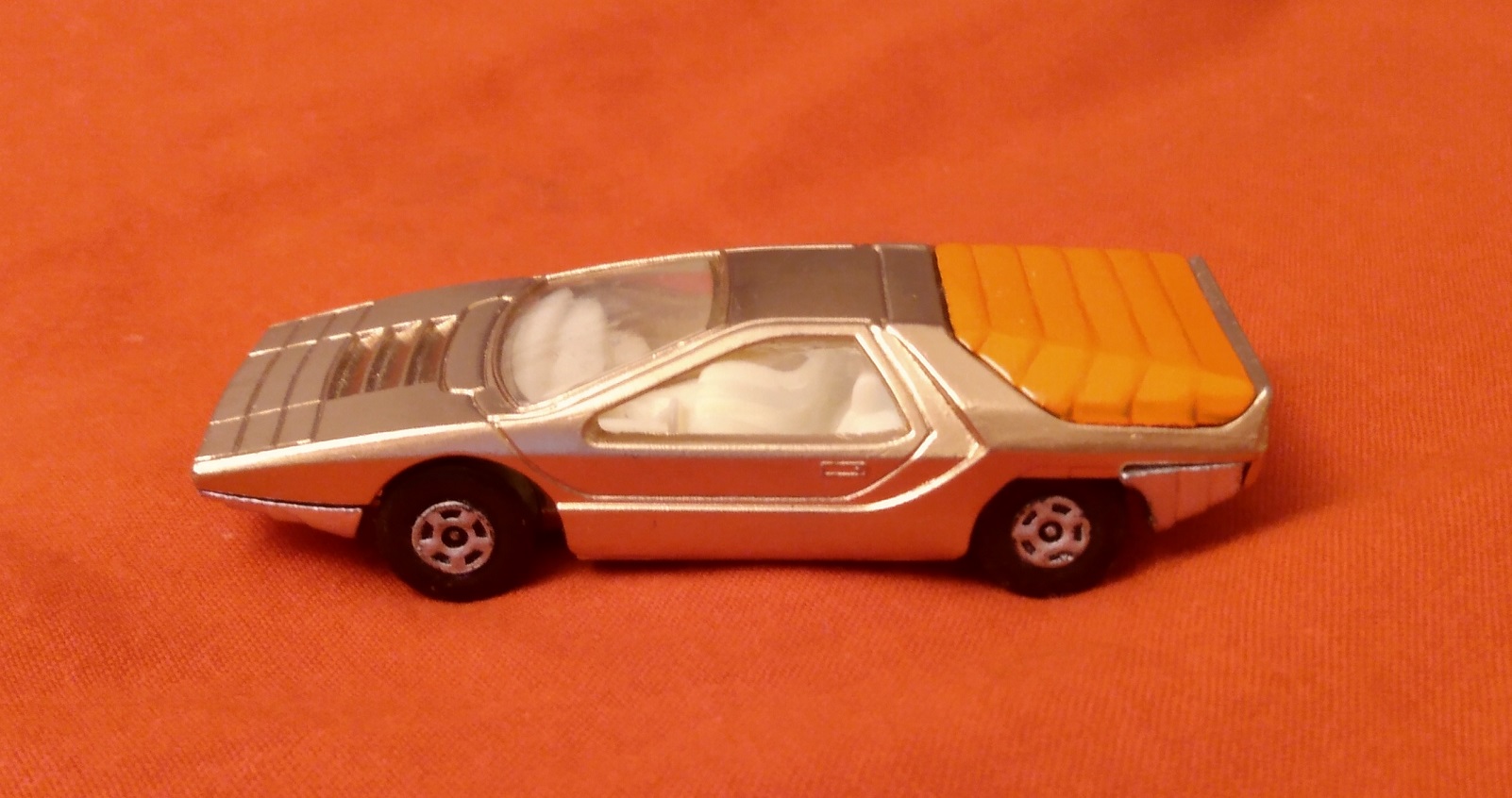 CUSTOM PAINTED GOLD MATCHBOX ALFA CARABO