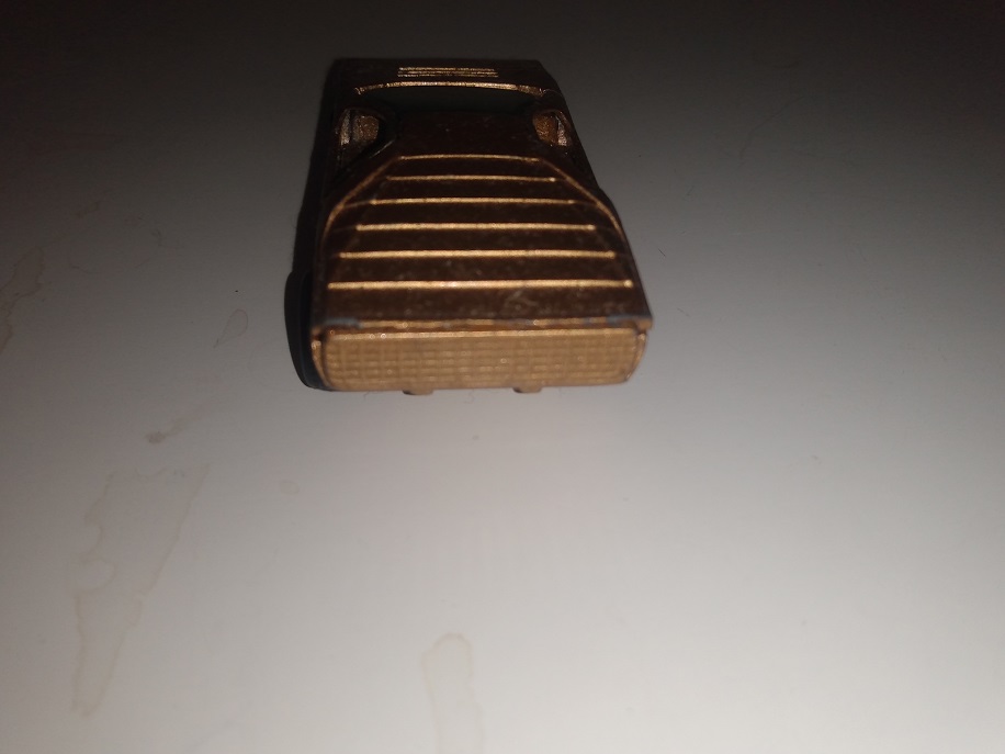 GOLD CUSTOM HOT WHEELS ALFA CARABO