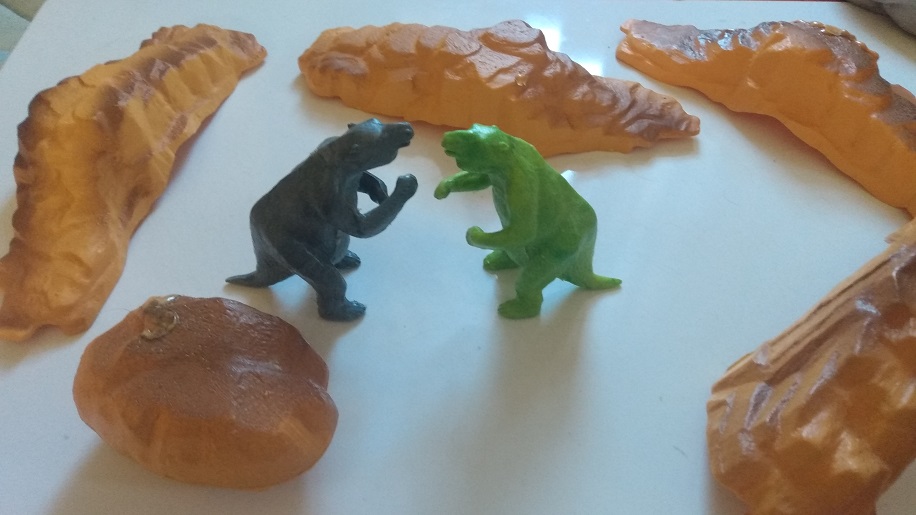 WOOLLY MAMMOTHS EATING CHOCOLATE