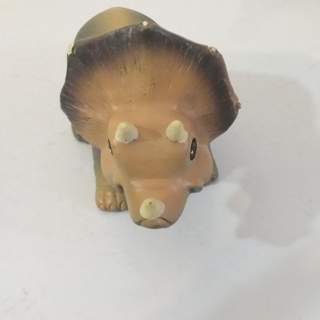 TOY MAJOR TRICERATOPS
