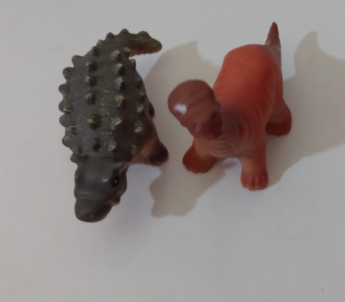 SONNY AND AN ANKYLOSAURUS