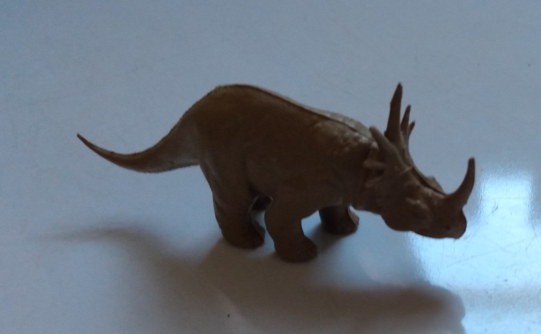 TAN STYRACOSAURUS