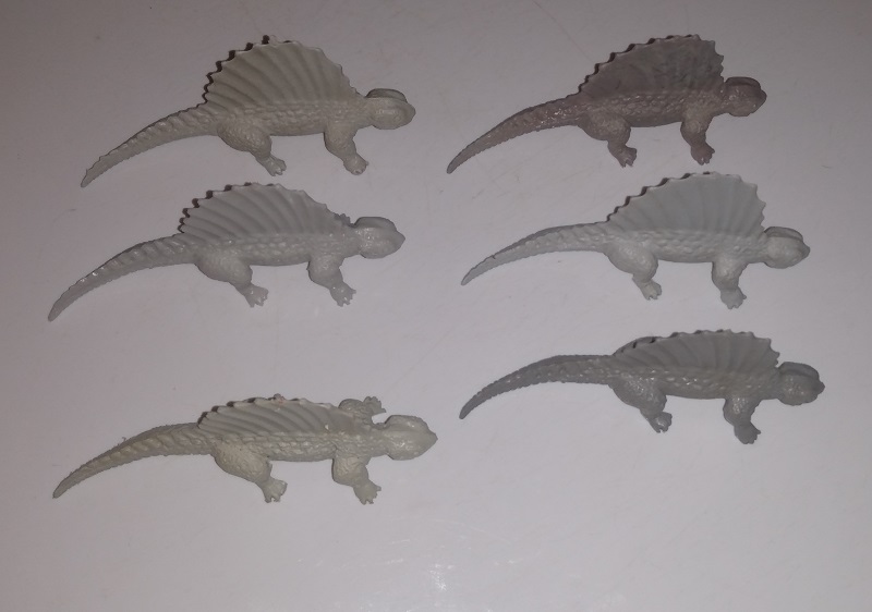 SIX GRAY DIMETRODONS
