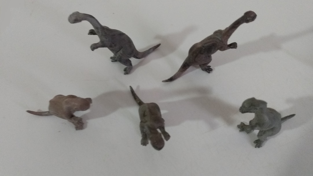 FIVE MARX PLATEOSAURUS