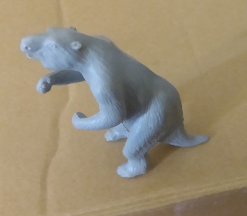 LIGHT GRAY MEGATHERIUM