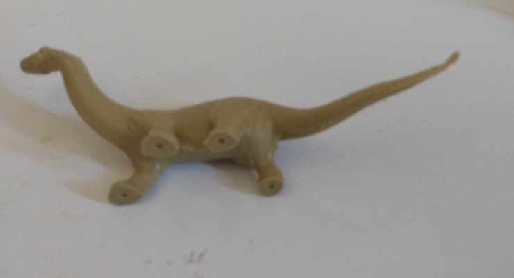 SDC MUSTARD COLOR BRONTOSAURUS