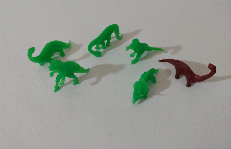 TIMMEE EARLY SERIES LIME COLORED FIGURES AND BROWN BRONTOSAURS