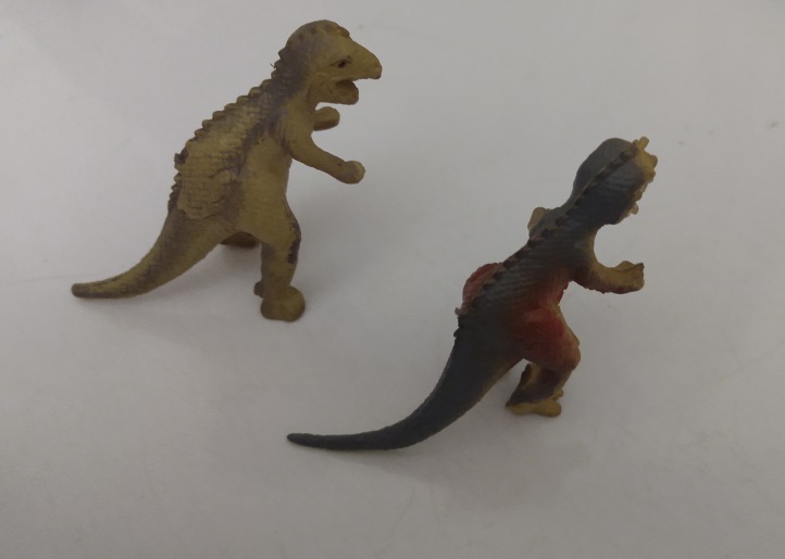 INPRO ALLOSAURS PAIR