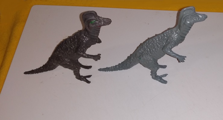 WHITE POST CORYTHOSAURUS