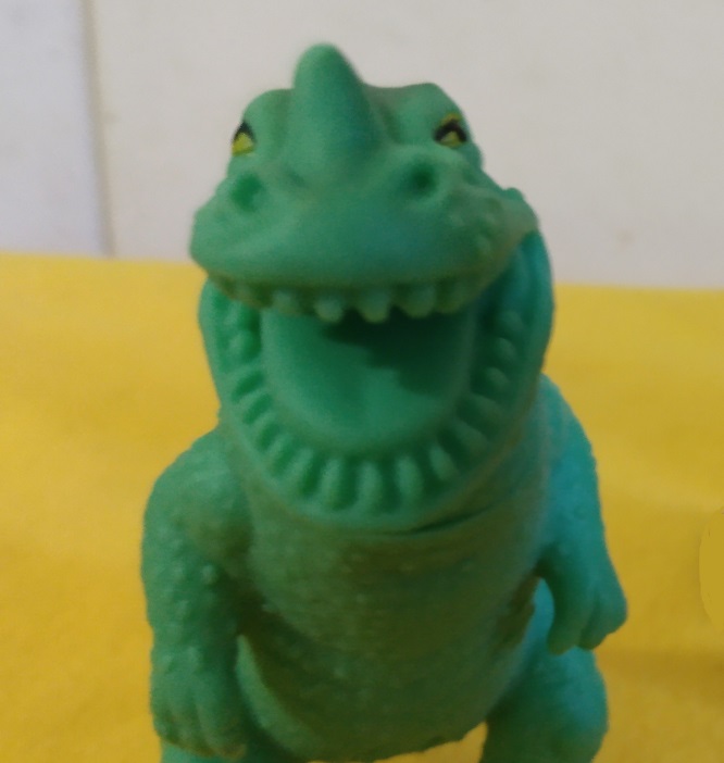 PLAYSKOOL DINOSAUR