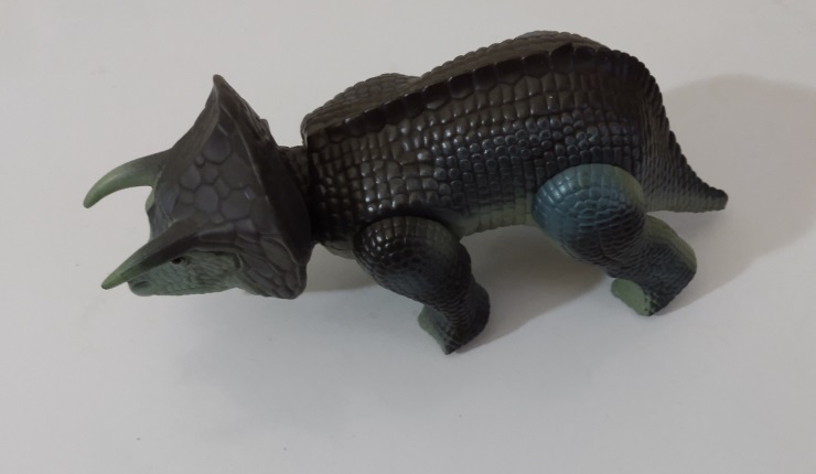 DINO RIDERS TRICERATOPS