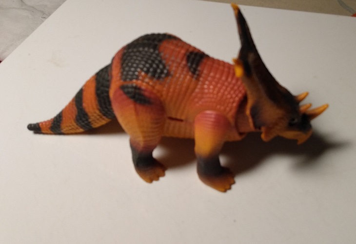 DINO RIDERS CHASMOSAURUS