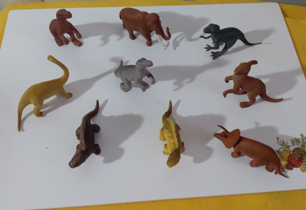 FUNRISE DINOSAUR GROUP