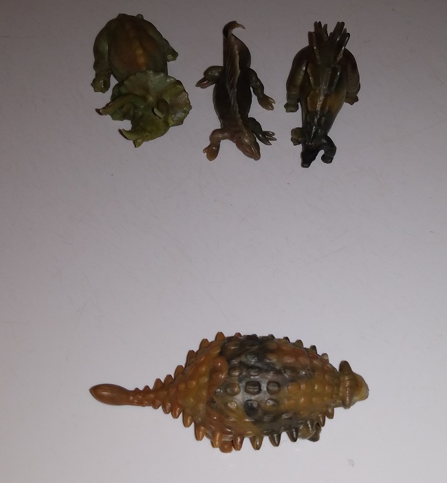 LINDE DINOSAUR GROUP PHOTO