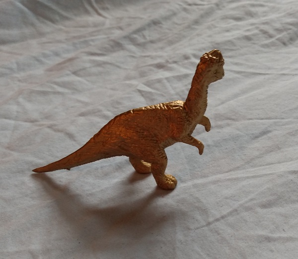 GOLD DINOSAUR