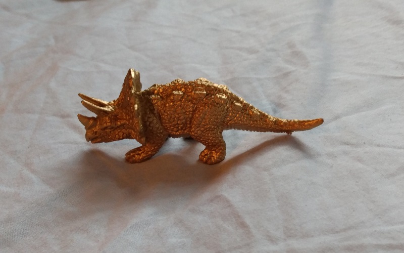 GOLD TRICERATOPS