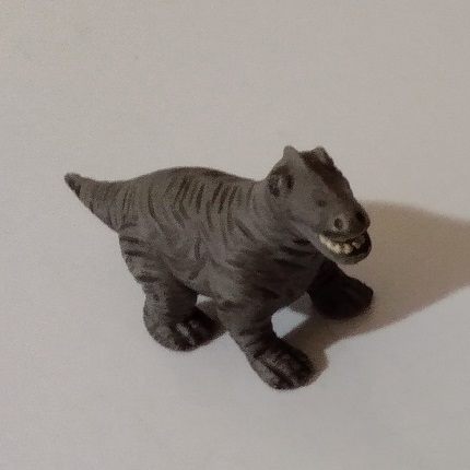 DINOWAURS KERATOCEPHALUS