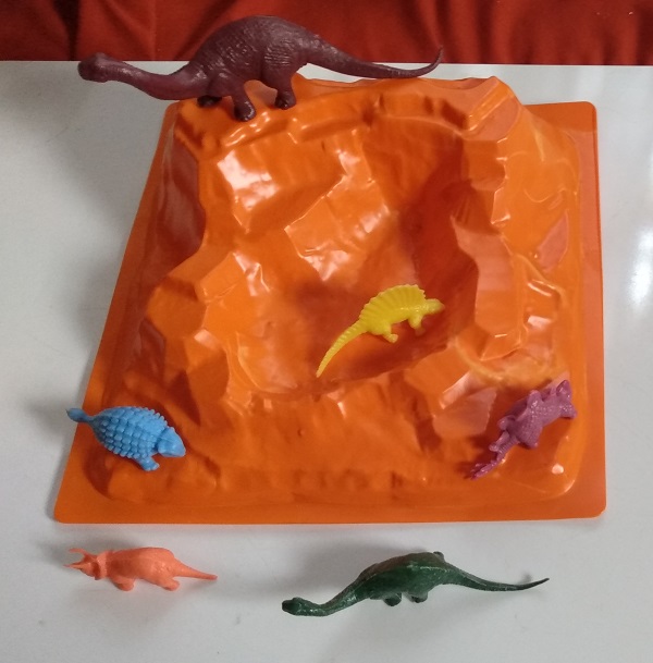 DINOSAURS ON THE MOUNTAIN