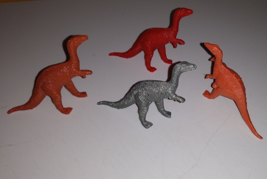 PLASTIC DINOSAUR FIGURES