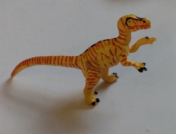 SAFARI DINOSAUR IMPOSTER