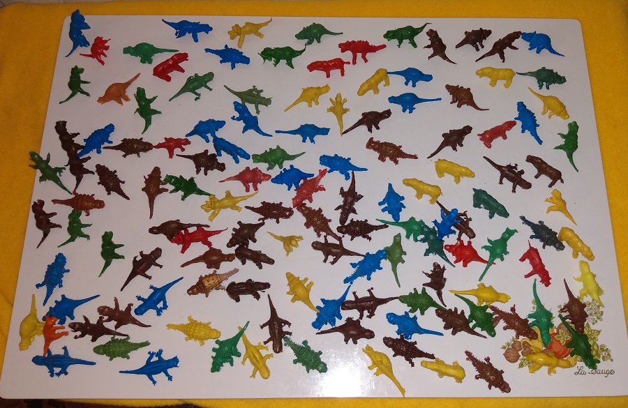 MINI VINYL DINOSAUR GANG