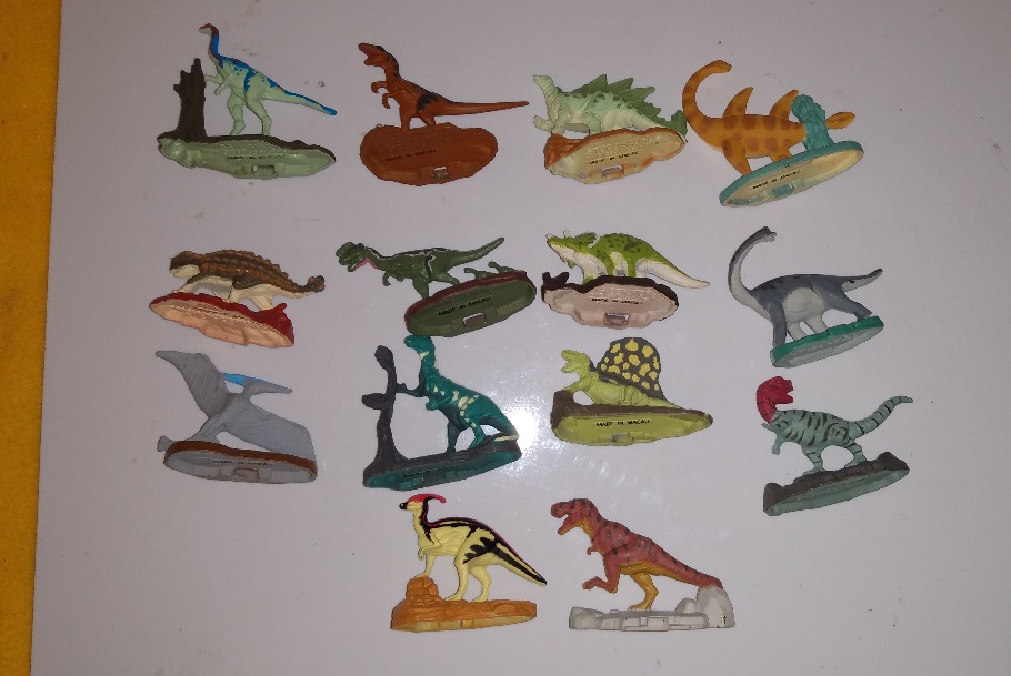 AMBLIN METAL DINOSAURS